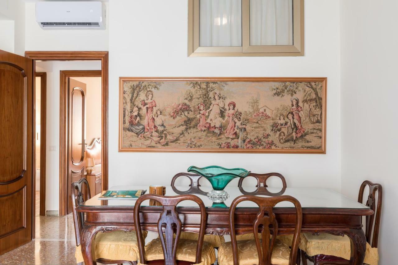 Hortis Apartment, 5 Persone, 2 Camere, Balcone, Metro C E Tram Per Il Centro Rome Exterior photo